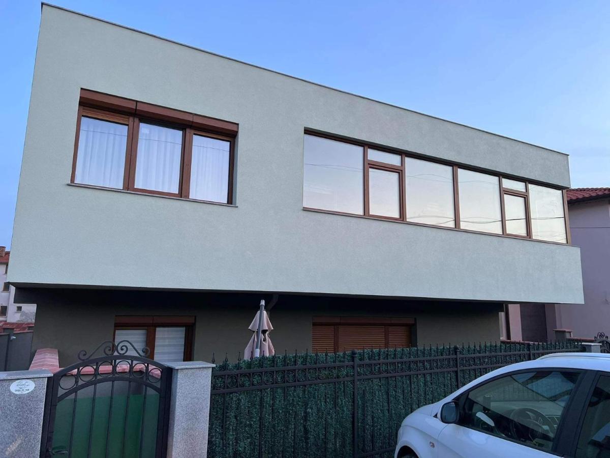 Ross Holiday Home Burgaz Dış mekan fotoğraf